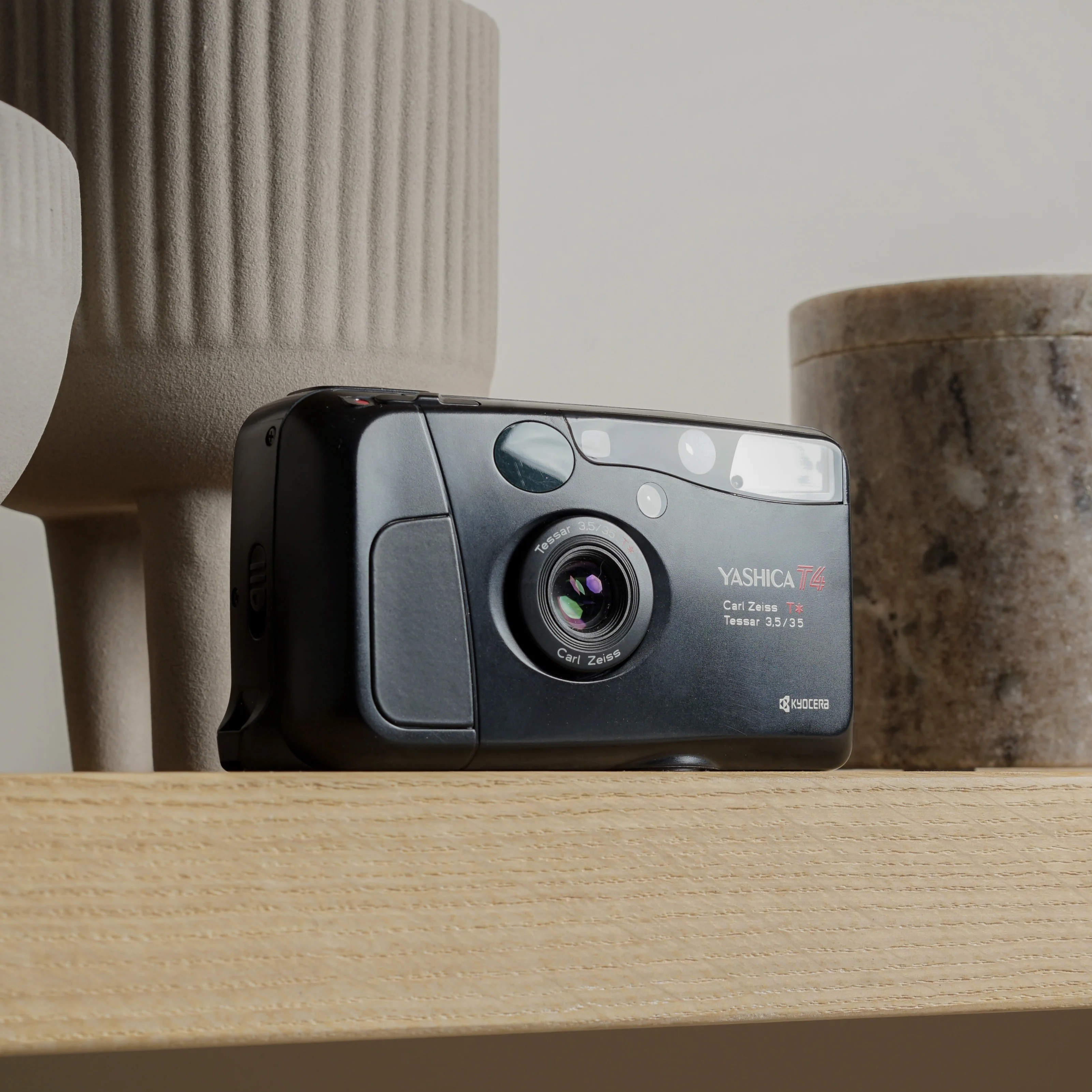 Yashica T4 - Image 4